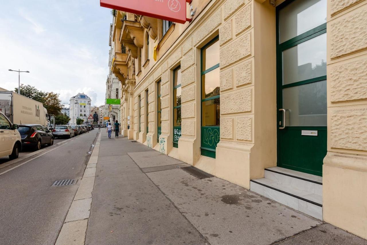 Free Parking Vienna Naschmarkt Air Con Fast Wifi Luaran gambar